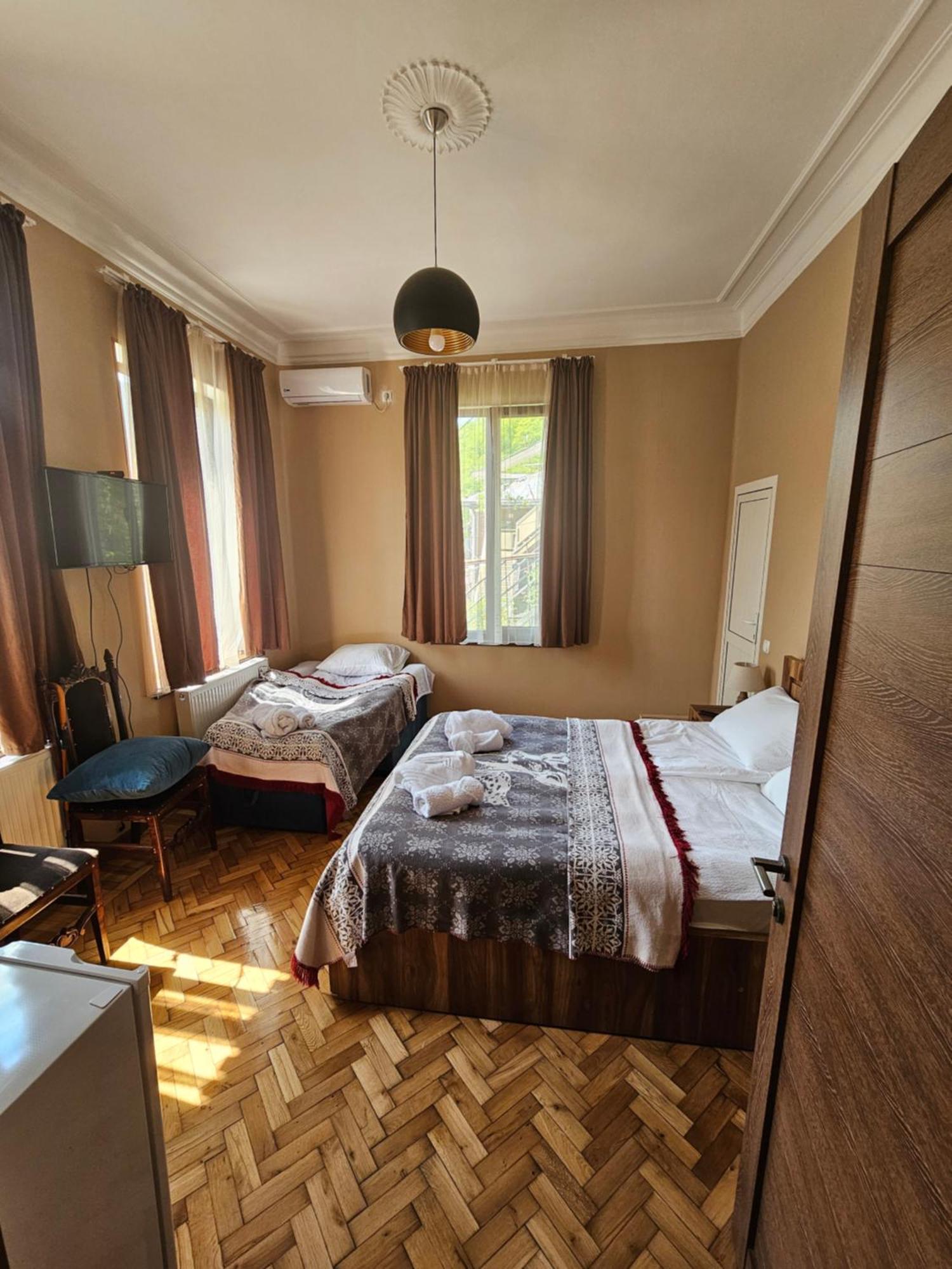 Shota'S Guest House بورجومي المظهر الخارجي الصورة